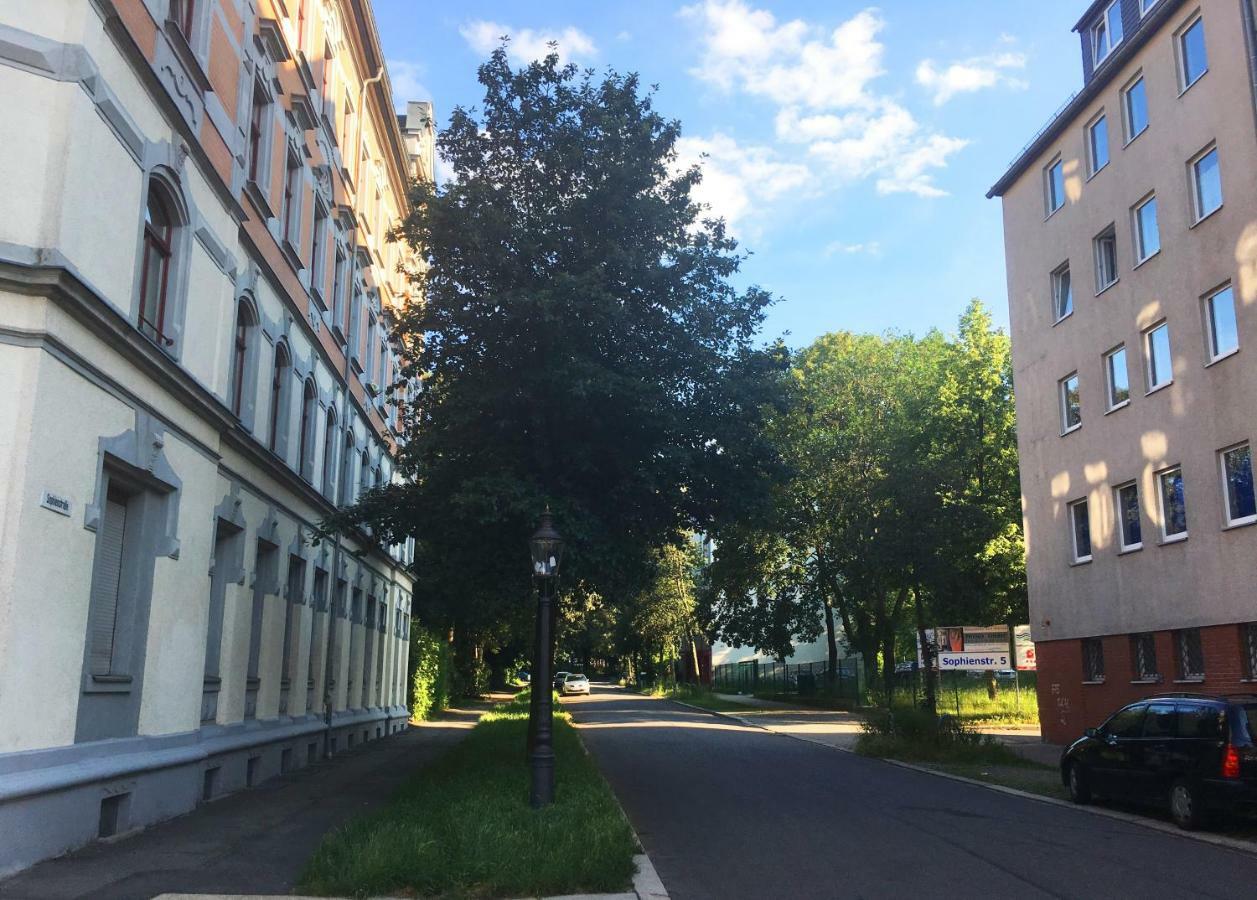Dora Apartment *